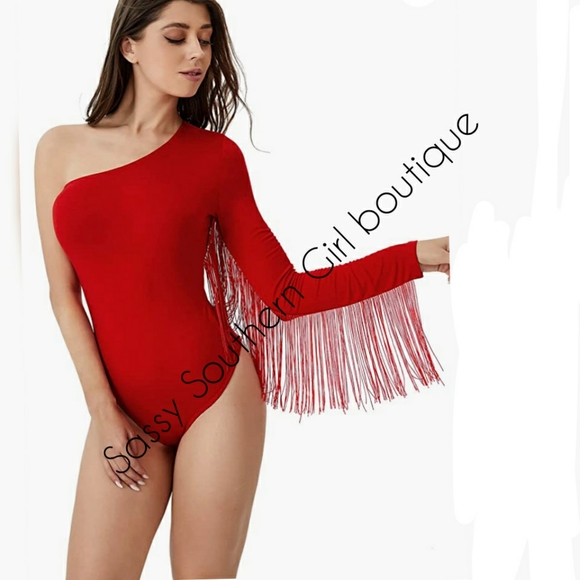 ⭐🆕 Boho Red fringe one shoulder bodysuit - Picture 3 of 9